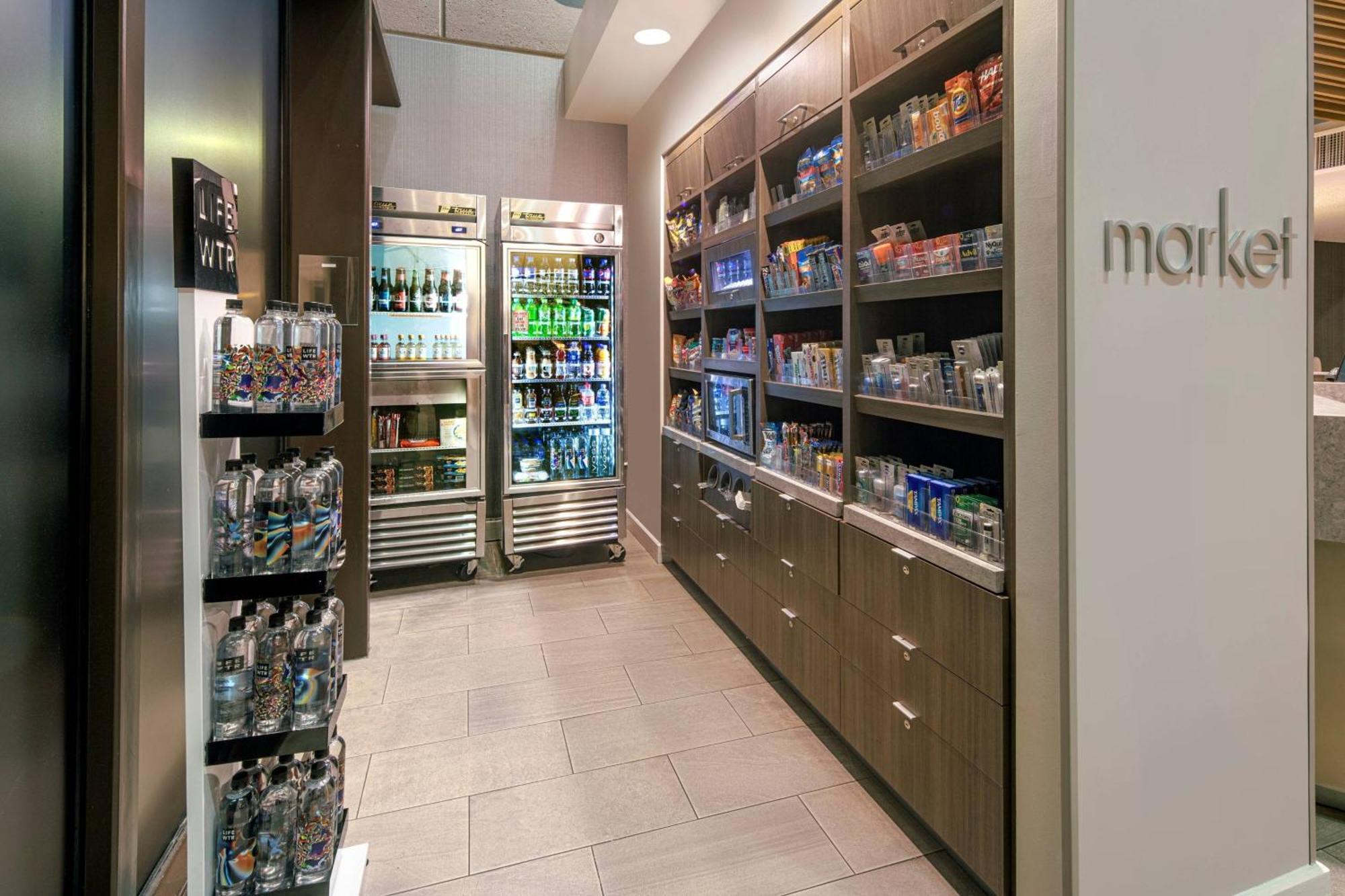 奥斯丁大学区万怡酒店 奧斯汀 外观 照片